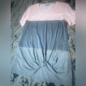 Pink, gray and lighter gray.